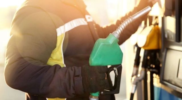 Benzine ve motorine rekor zam için tarih belli oldu