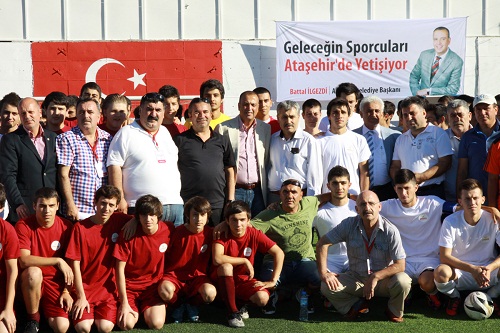 Ataşehir'de futbol şöleni başladı