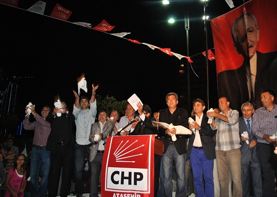 CHP Ataşehir 1 Eylül'de "Barış"a yürüdü