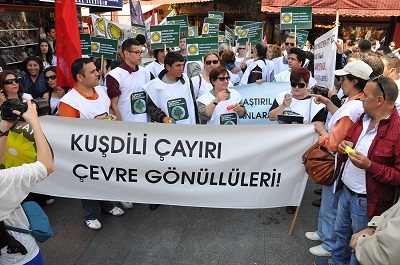 “ÇARŞIMIZDAN VAZGEÇMEYİZ, AVM’LER İSTEMEYİZ”