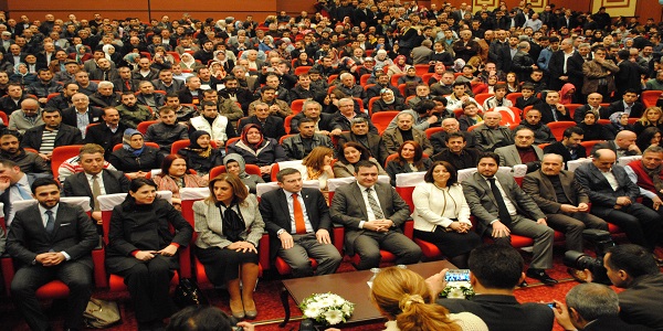 AK Parti meclis aday adaylarını tanıttı