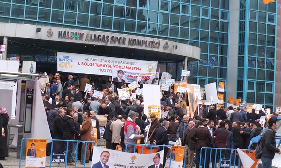 AK Parti İstanbul teşkilatında temayül yoklaması