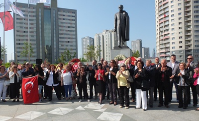 “Halkın kutladığı bayram milli bayramdır”