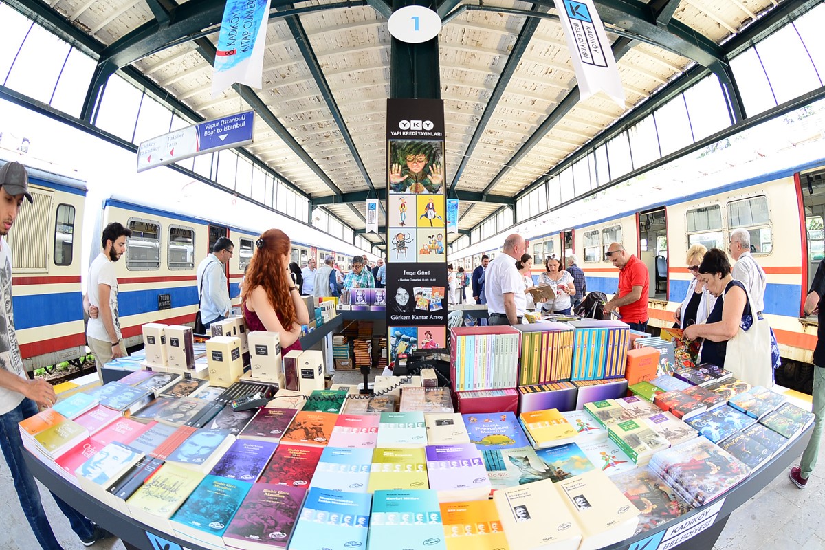 "Kitap Günleri" Başladı