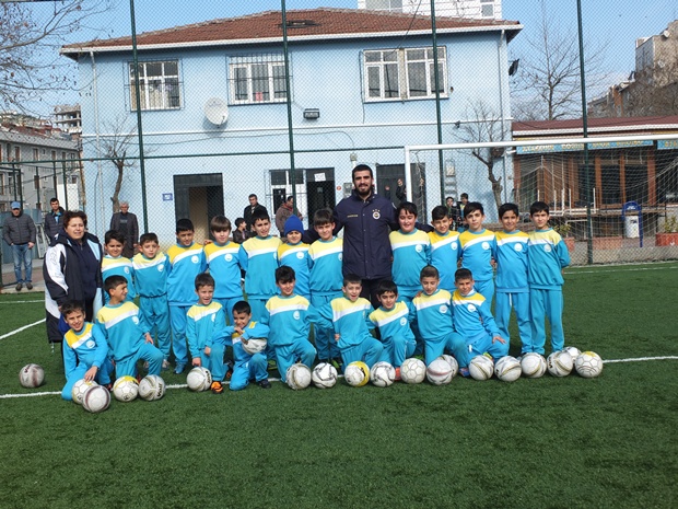 “ÇİM SAHA SAYESİNDE FUTBOLA İLGİ ARTTI”