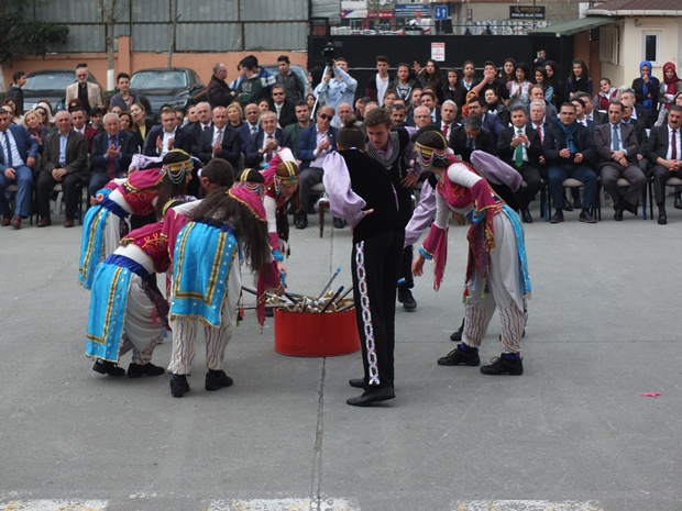 NEVRUZ ATEŞİ ATAŞEHİR’DE YAKILDI