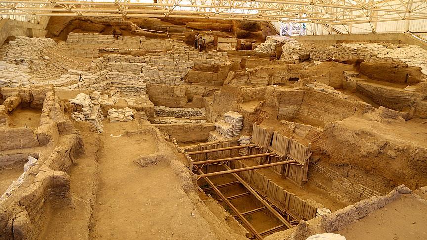 ÇATALHÖYÜK '4 BİN YIL' SAVAŞ GÖRMEMİŞ