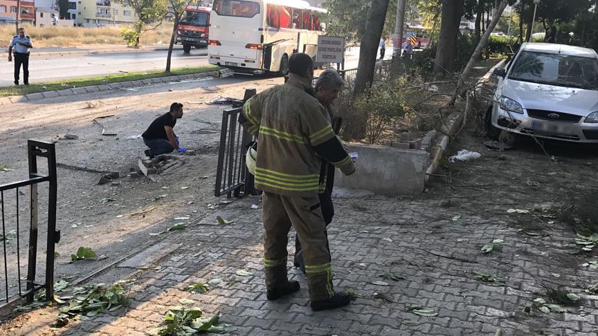 SERVİS ARACI GEÇİŞİ SIRASINDA PATLAMA