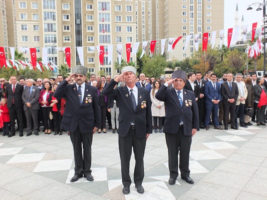 “CUMHURİYET; TARİHİMİZDEKİ EN KÖKLÜ DÖNÜŞÜMDÜR”