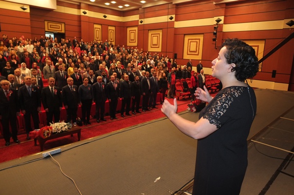 “ÖĞRETMENLER; AYDINLIK GÜNLERİN YOL GÖSTERİCİLERİDİR”