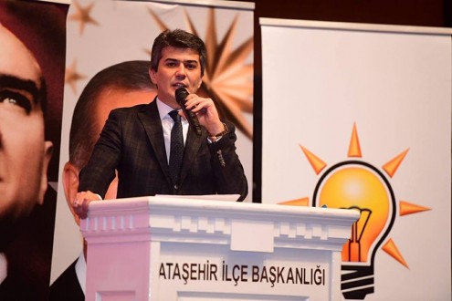 AK Parti Ataşehir İlçe Başkanı ve Yönetimi Toplu İstifa Etti