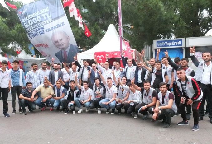 MHP Ataşehir Cumhur İttifakı için sahada