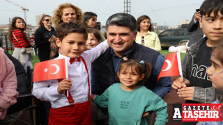 Çocuklar 23 Nisan'ı Ataşehir'de doya doya yaşadı