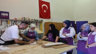 İBB’den kadınlara marangozluk eğitimi
