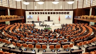 İstifalar sonucunda Meclis'te sandalye dağılımı değişti