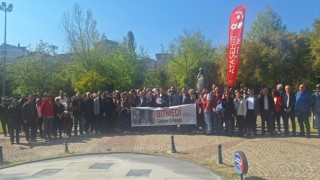 Süleyman Fırat; “Üç Fidan’ın mücadelesi bugün de yolumuzu aydınlatıyor”