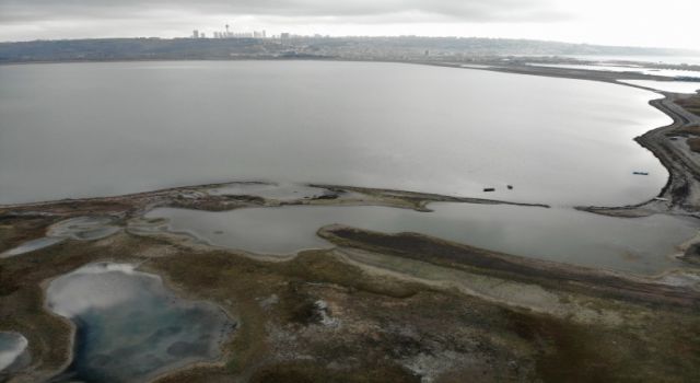 İstanbul'un barajlarından korkutan görüntü