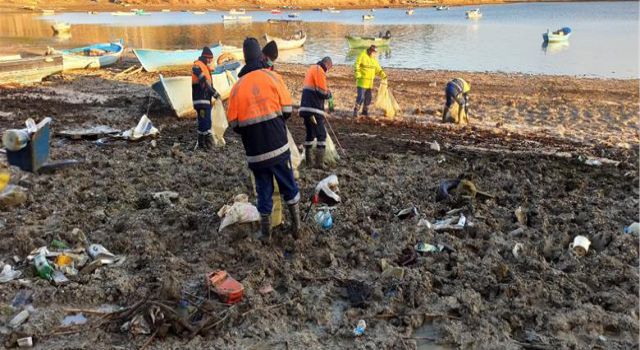 Baraj havzalarından 40 ton atık çıktı