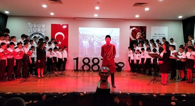 Atatürk Vefatının 84'ncü Yıl Dönümünde Ataşehir'de Resmi Törenle Anıldı