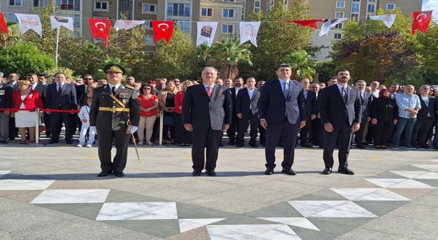 Ataşehir de 30 Ağustos Zafer Bayramı törenle kutlandı