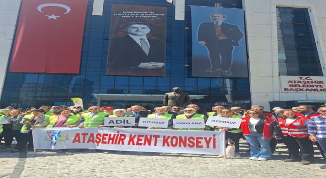 Ataşehir’de “Tutuksuz Yargılama” İçin Sessiz Duruş Sürüyor