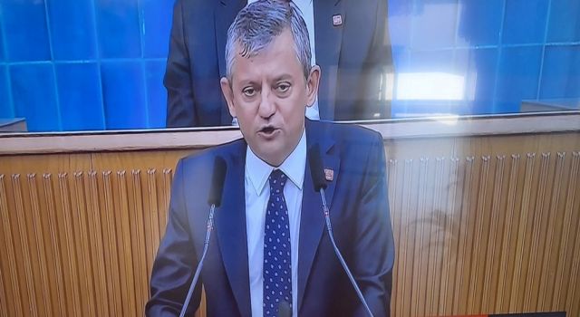 Özgür Özel'den Tarihi Açıklama: "Yeni Partimizi Resmen Kuruyoruz"