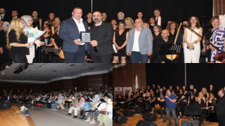 Ataşehir Halk Eğitimi Merkezi Müdürlüğü Türk Halk Müziği konseri düzenledi