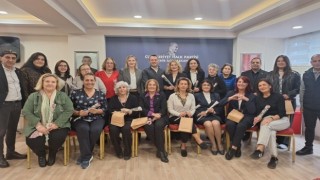 CHP Ataşehir İlçe Kadın Kollarından eş zamanlı basın açıklaması