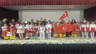 Ataşehir’de 23 Nisan Coşkusu: Çocuklar Atatürk’ün Sevdiği Türkülerle Andı